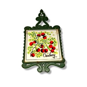Cranberry trivet